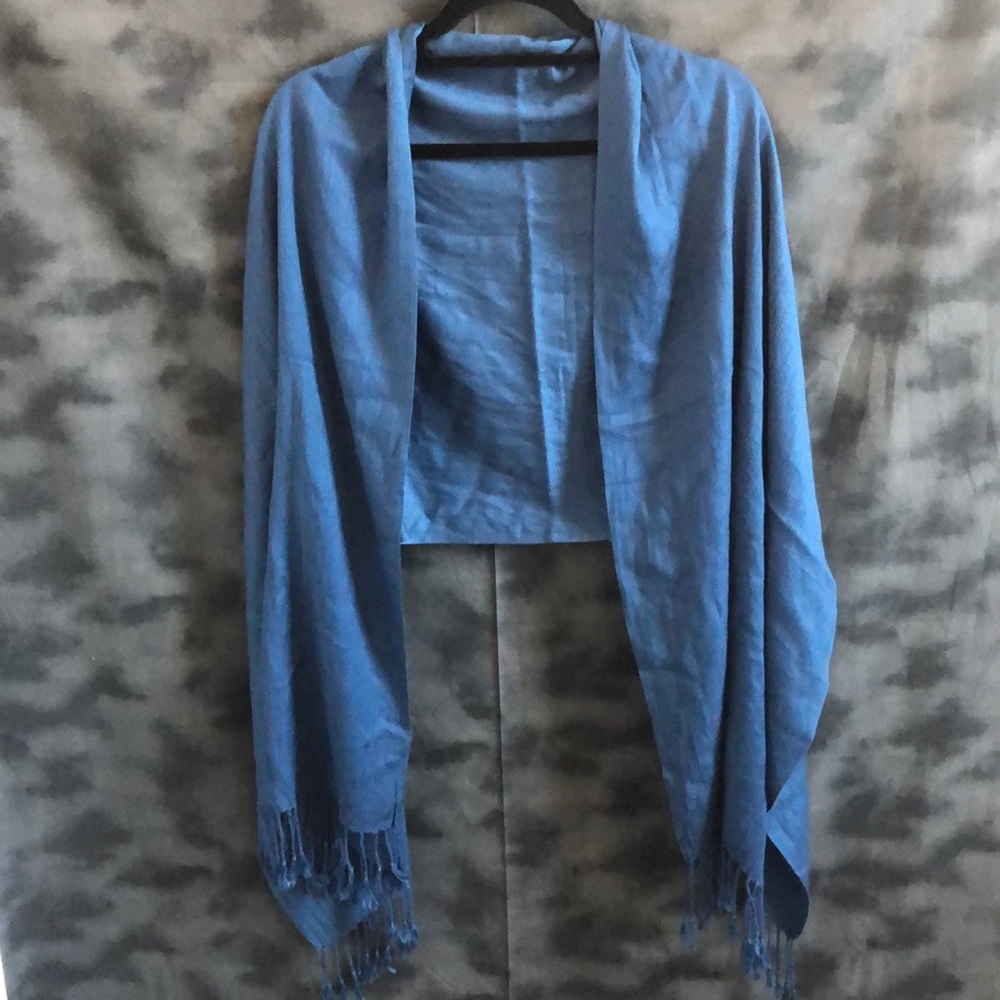Wrap around scarf